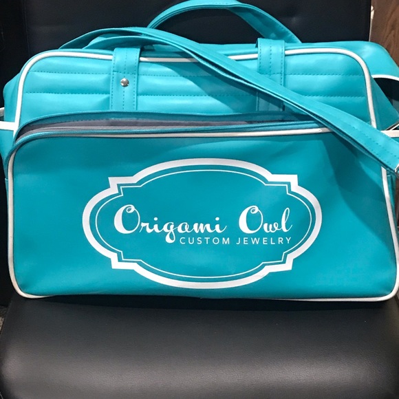 RARE Origami Owl faux leather weekend Bag